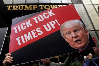 Galleria foto 'Trump incriminato, oggi l’udienza a New York sul caso Stormy Daniels' - foto 1