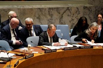 Ucraina, Lavrov all’Onu: “Limite pericoloso, come nella Guerra Fredda”