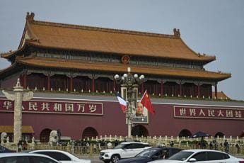 Galleria foto 'Ucraina, Macron e Von der Leyen in Cina da Xi' - foto 1