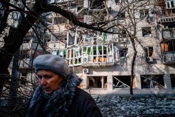 Galleria foto 'Ucraina, Russia bombarda Kherson: ultime news' - foto 1