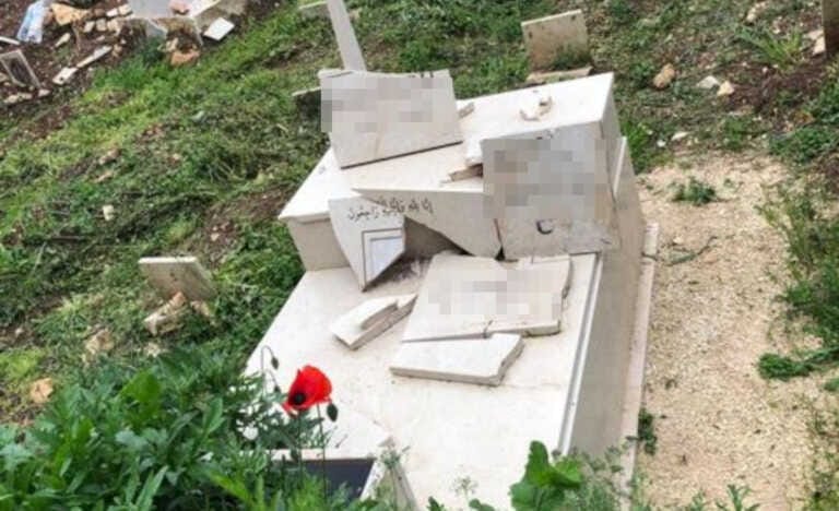 Danneggiate alcune lapidi nel campo islamico del cimitero di Bari: la denuncia del Cidi