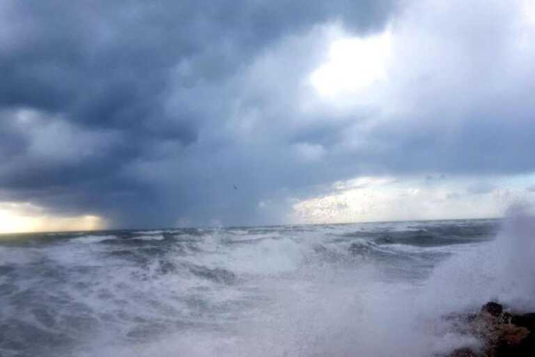 Vento forte e di burrasca in Puglia: allerta gialla della Protezione civile per 30 ore