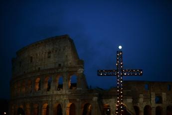Galleria foto 'Via Crucis, amb. ucraino critica i testi: “I russi sono venuti in Ucraina a uccidere”' - foto 1