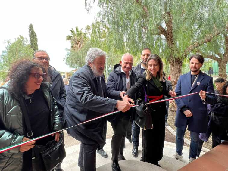 Manfredonia: Villa Rossana, confiscata alla mafia, rinasce con “Un’impresa per amica” – VIDEO