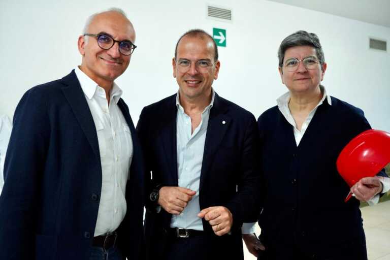 A Bari un seminario sulla comunicazione dei fondi europei: presenti i responsabili di 16 Paesi Ue – FOTO A Bari un seminario sulla comunicazione dei fondi europei: presenti i responsabili di 16 Paesi Ue – FOTO