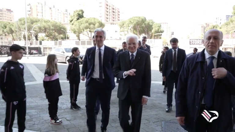 Galleria foto 'Palermo, Mattarella visita lo stadio Renzo Barbera' - foto 1