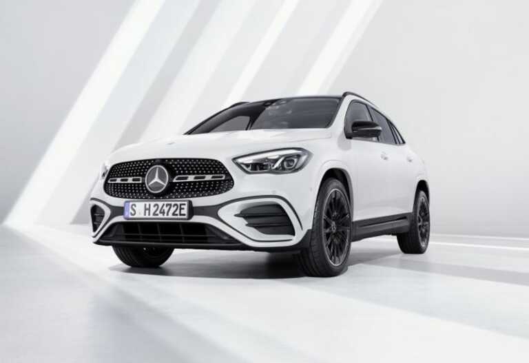 Mercedes-Benz Gla disponibile in 7 versione