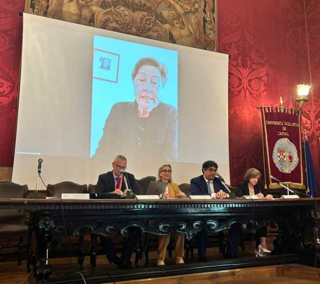 Galleria foto 'Sconfiggere il fumo? Con la tecnologia è possibile' - foto 1
