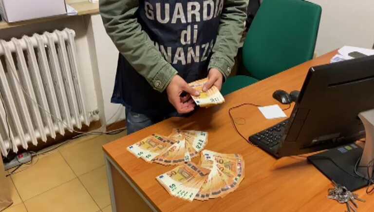 Traffico internazionale di droga: arrestate 41 persone vicine alla ‘Ndrangheta in 7 regioni, anche in Puglia e Basilicata – VIDEO Traffico internazionale di droga: arrestate 41 persone vicine alla ‘Ndrangheta in 7 regioni, anche in Puglia e Basilicata – VIDEO