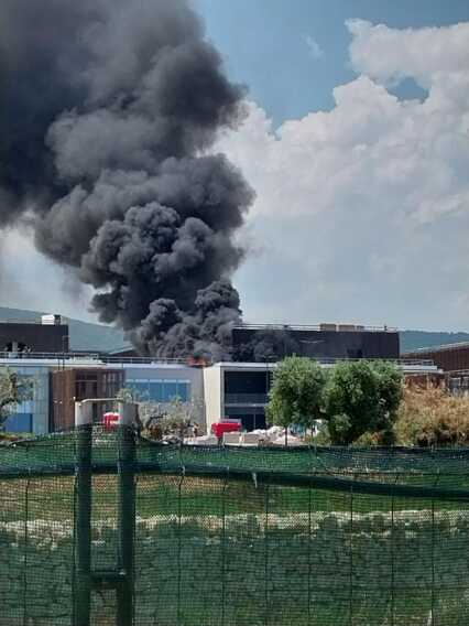 Galleria foto 'Principio d’incendio nel cantiere del nuovo ospedale Monopoli-Fasano: «Tutto rientrato senza danni» – VIDEO' - foto 1