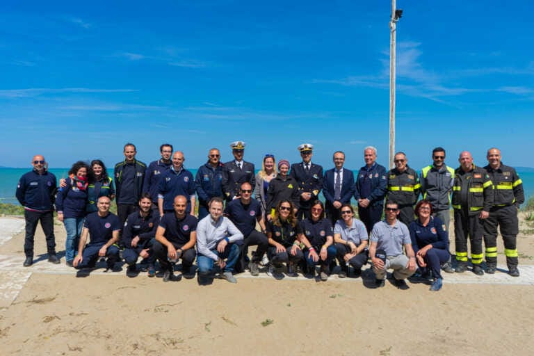 Galleria foto 'Sversamento e spiaggiamento di idrocarburi: a Lesina Marina l’esercitazione Oil spill della Protezione civile – FOTO' - foto 5