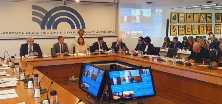 Emiliano in Conferenza Stato-Regioni: «Il Governo vuole trattenere i 48 miliardi di euro destinati al Sud» – VIDEO