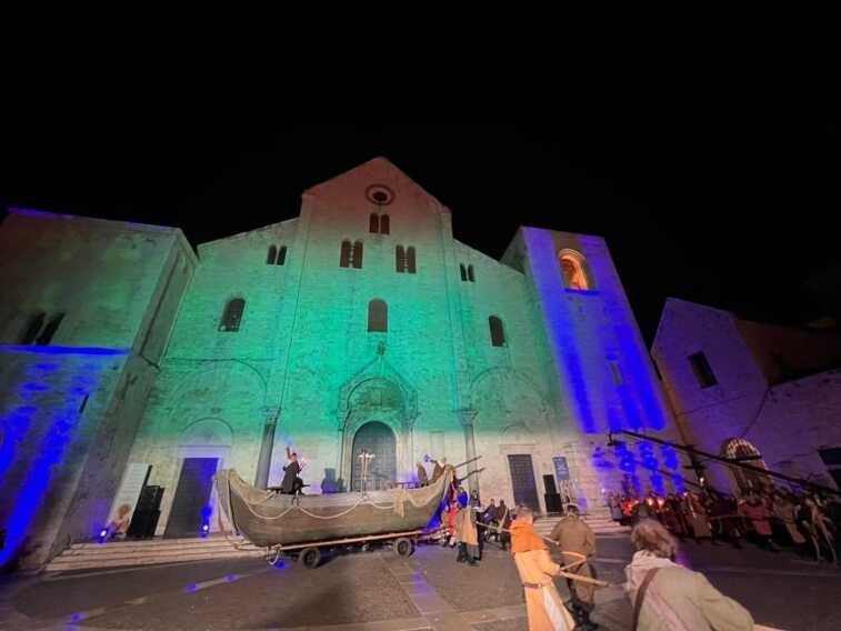 San Nicola, folla record al Corteo: le immagini della serata