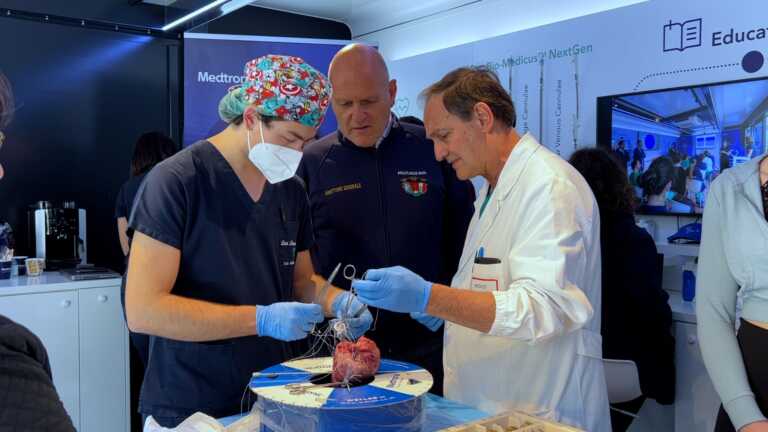 Al Policlinico fa tappa Tour For Life, esercitazioni pratiche e simulazioni di cardiochirurgia – VIDEO