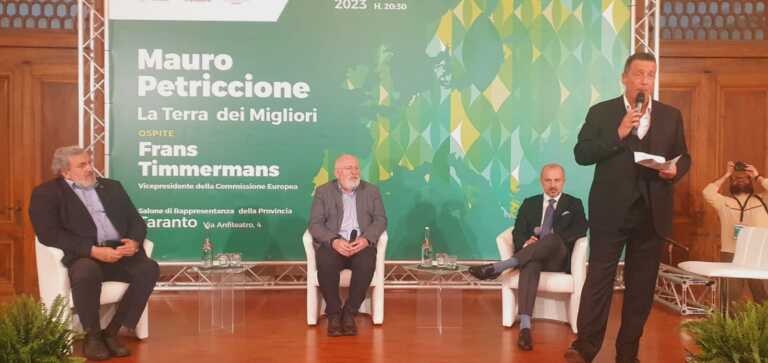Galleria foto 'Emiliano incontra Timmermans a Taranto: «Serve un sistema che non uccida la gente e consenta di produrre» – VIDEO' - foto 1