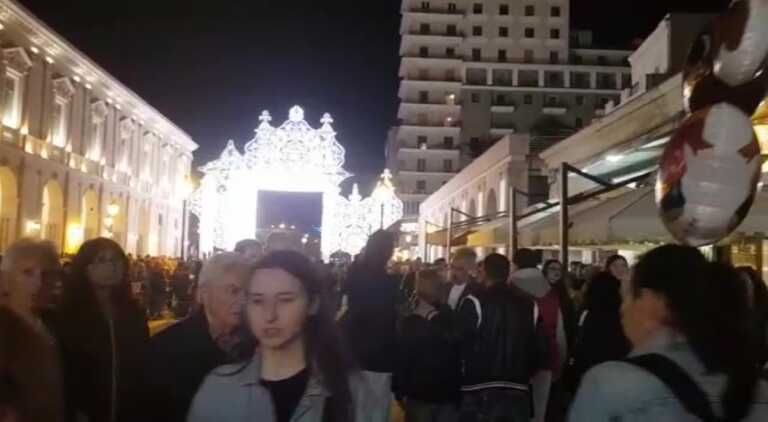 San Nicola, strade invase da migliaia di baresi e turisti per la festa – VIDEO