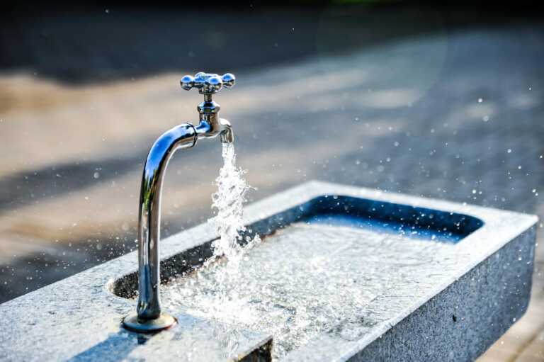 Un miliardo di euro per 40 interventi contro lo spreco di acqua in Puglia: Emiliano invia l’elenco al Governo