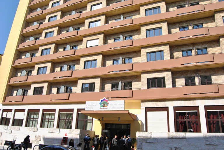 Caro affitti, parla l’assessore Leo: «In Puglia altri posti letto ma Roma deve fare di più»