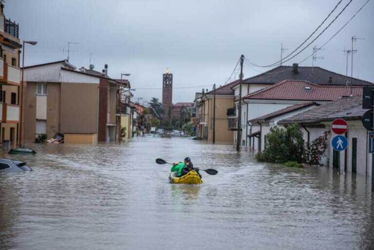 Alluvione in Emilia Romagna, la testimonianza di una pugliese a Forlì: «Noi tutti bene, ma lì fuori c’è l’inferno»