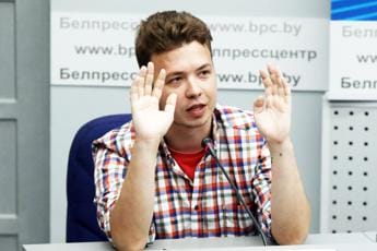 Bielorussia, graziato oppositore Roman Protasevich