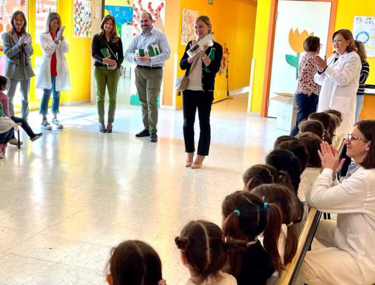 A Bitetto i bambini ricevono una borraccia verde per il rispetto dell’ambiente