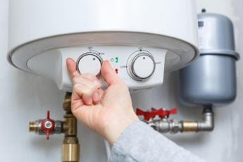 Caldaie a gas vietate dal 2029, rischio maxi stangata per le famiglie