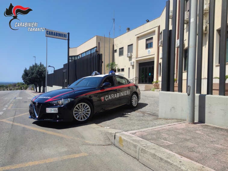 Evade dai domiciliari ma viene subito trovato in un attività del centro di Massafra: 22enne finisce in carcere