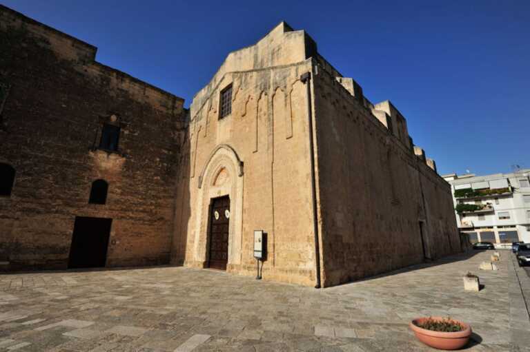 Mesagne, furto nella notte al convento dei frati Carmelitani: rubati gli ori della patrona della città