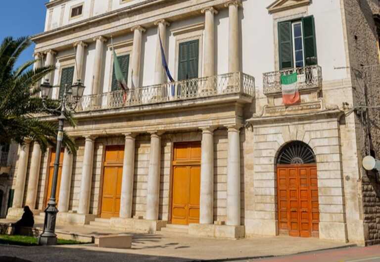 Terlizzi, lettera con un proiettile inviata a un dirigente comunale: indagano i carabinieri