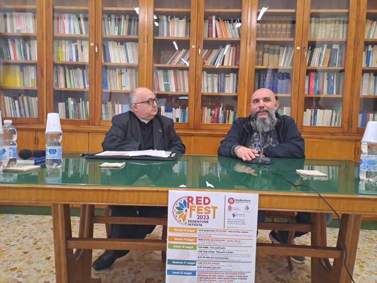 Galleria foto 'Inaugurato al Libertà “Red in book”: la lettura per parlare di legalità, impegno civile e cultura' - foto 2