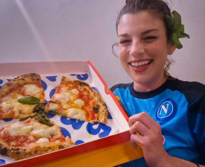 Anche Emma Marrone tifa Napoli. Nino D’Angelo alla cantante salentina: «Tu sei proprio grande»