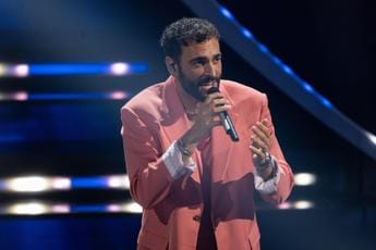 Eurovision 2023, Mengoni: “Qui per urlare messaggio di pace all’Europa”