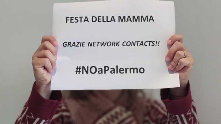 «Andare a Palermo vuol dire cambiare vita»: il flash mob delle mamme della Network Contacts – VIDEO