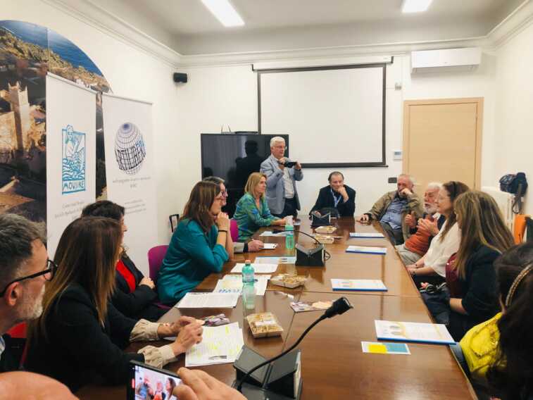 Bari, didattica innovativa per l’insegnamento della Storia: presentato progetto “Come d’incanto”
