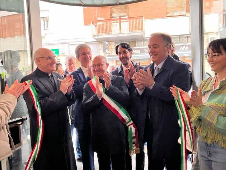 Inaugurata la nuova Casa dello Studente a Foggia: sale meeting, bar e terrazza