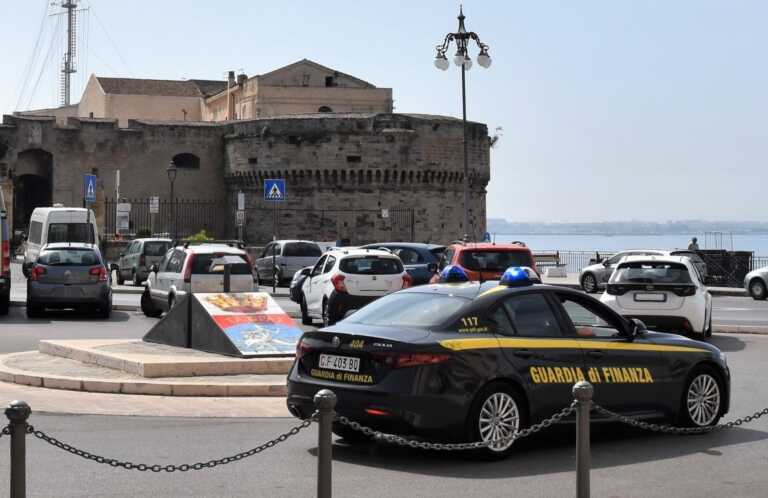 Controlli della Finanza nel Tarantino: un’attività commerciale su due non emette lo scontrino