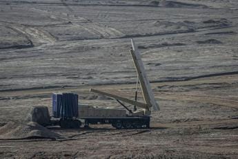 Iran testa missile in grado di colpire Israele: “Aiuteremo Paesi amici”