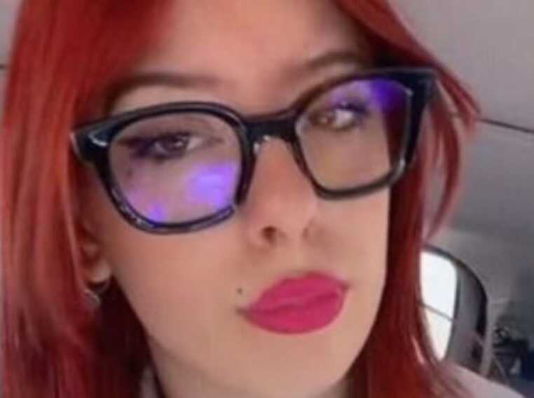 I sorrisi silenziosi di Jessica Malaj: a Torremaggiore è il giorno dell’addio alla 16enne
