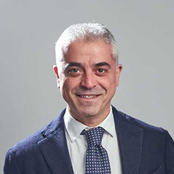 Polemiche ad Acquaviva delle Fonti, candidato sindaco del centrodestra cita Mussolini
