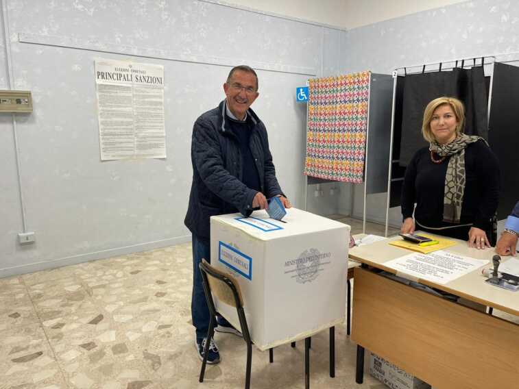 Margherita di Savoia, Bernardo Lodispoto rieletto sindaco. Caracciolo: «È il premio per il buon governo»