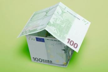 Mutuo, “in un anno stangata da 1.992 euro in più””