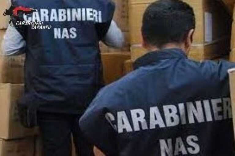 Ragnatele sui soffitti, sporco diffuso e alimenti scaduti: multe e sospensioni nelle province di Taranto e Brindisi
