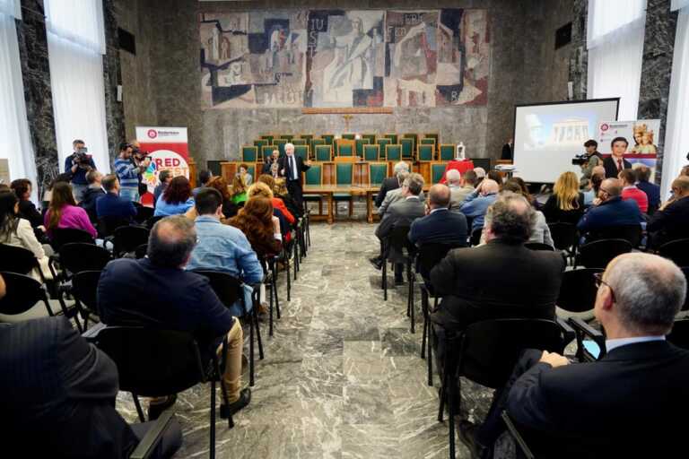 Galleria foto 'Le reliquie di Rosario Livatino a Bari: «Un eroe normale, ha dato la sua vita per combattere la mafia» – VIDEO' - foto 5