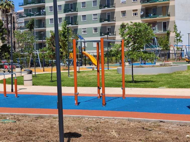 Galleria foto 'Sicurezza e manutenzione: i dubbi dei residenti sul parco Maugeri nel quartiere Libertà a Bari' - foto 17
