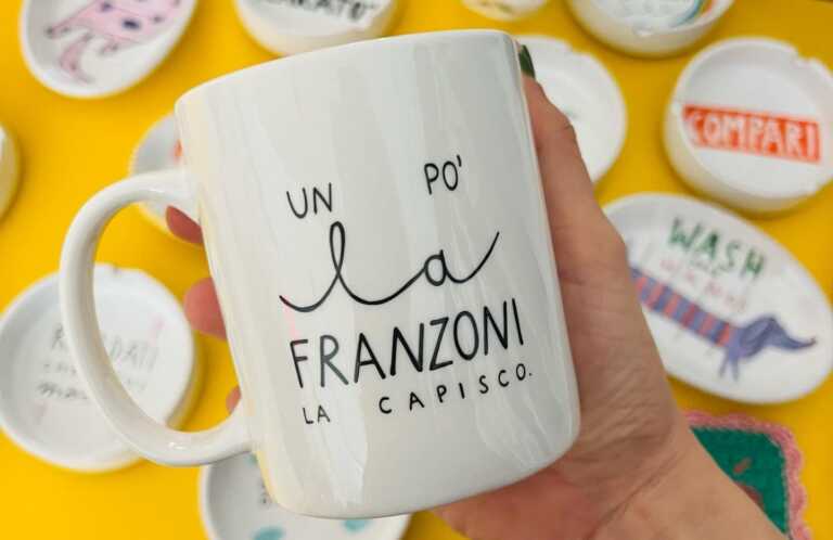 Bufera sui “Piattini d’Avanguardia”: la frase su Annamaria Franzoni scatena le critiche sul web