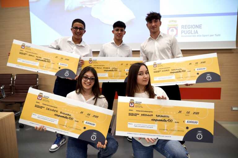 La Puglia si candida a Regione europea dello Sport 2026. Ed Emiliano premia 68 eccellenze – FOTO e VIDEO