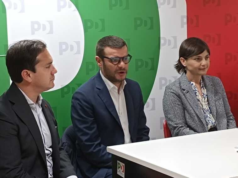 Fondi europei, a Bari una conferenza stampa del Pd: «Siamo ostaggio di una politica incomprensibile» – VIDEO