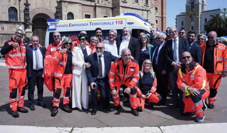 Taranto, internalizzati 384 operatori del 118. Emiliano: «Obiettivo raggiunto». Per la Asl anche un nuovo parco mezzi – FOTO e VIDEO
