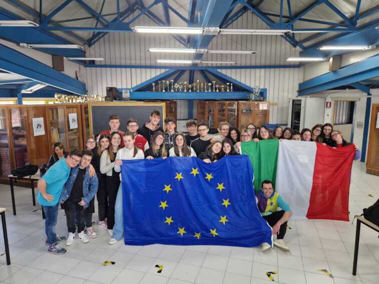 Giovani studenti di Bisceglie “Ambiasciatori” in Europa: il progetto con la Fondazione “Megalizzi”