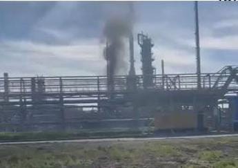 Ucraina, nuovo incendio in raffineria russa – Video